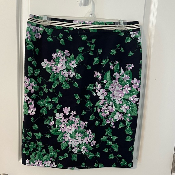 Talbots Oprah Magazine Floral Skirt - Picture 2 of 7